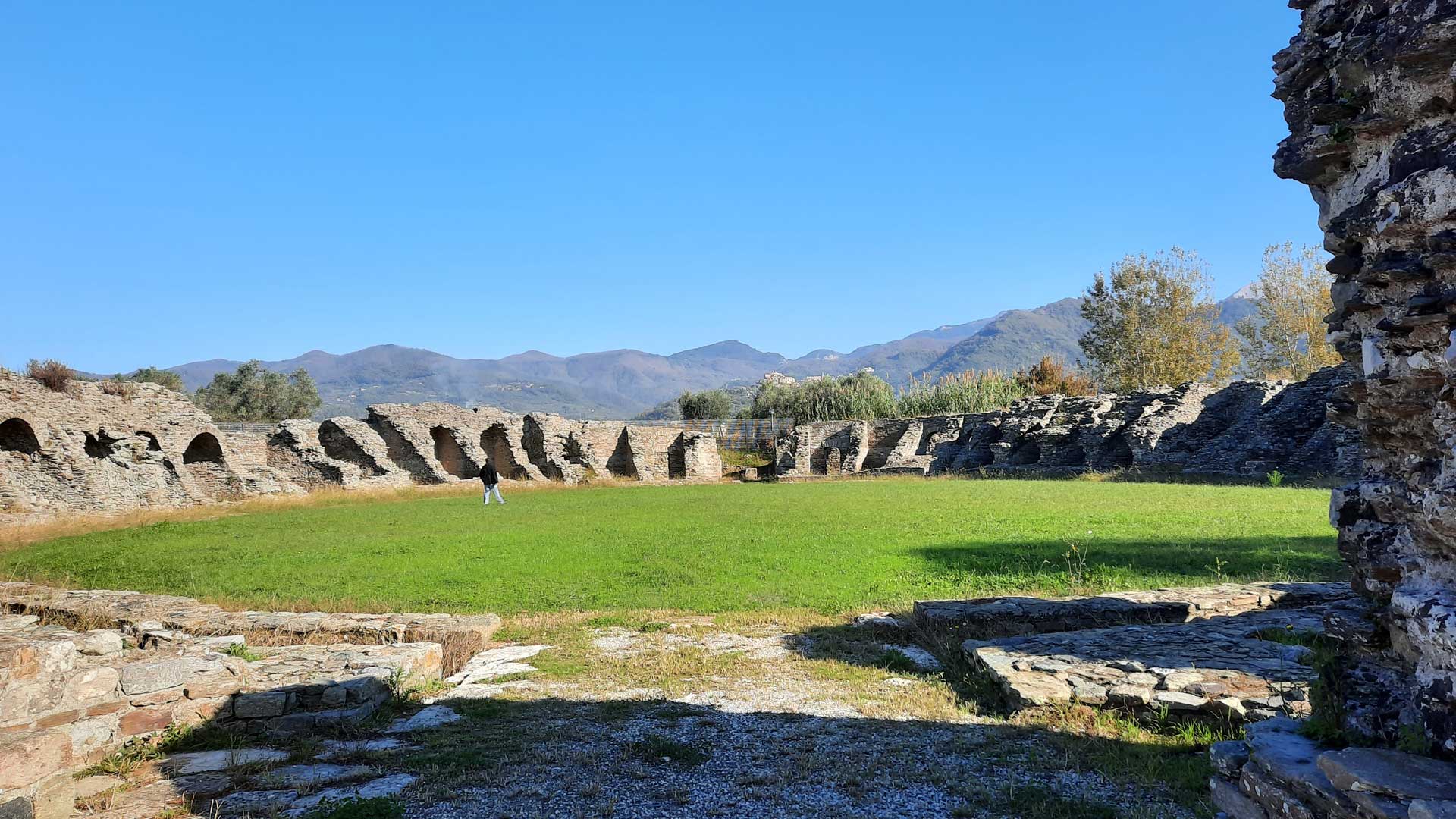 PORTUS LUNAE ART FESTIVAL